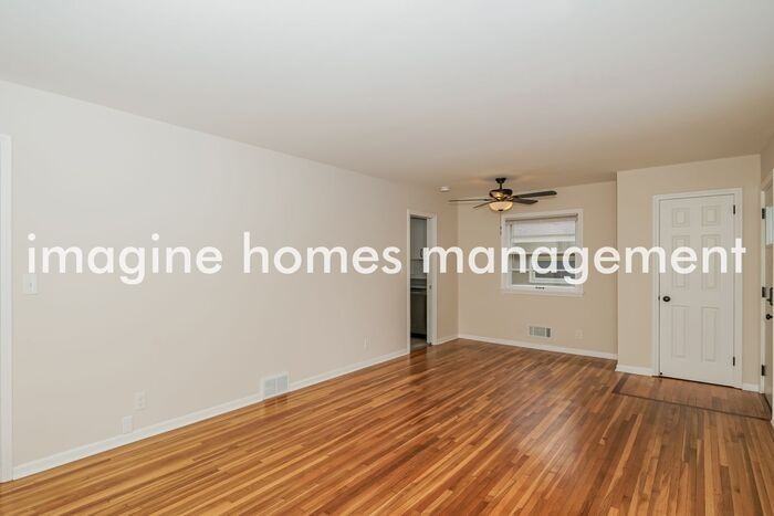 10601 Ewing Ave S - Photo 6 of 15