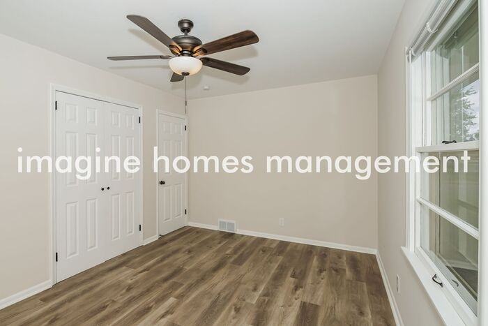 10601 Ewing Ave S - Photo 7 of 15