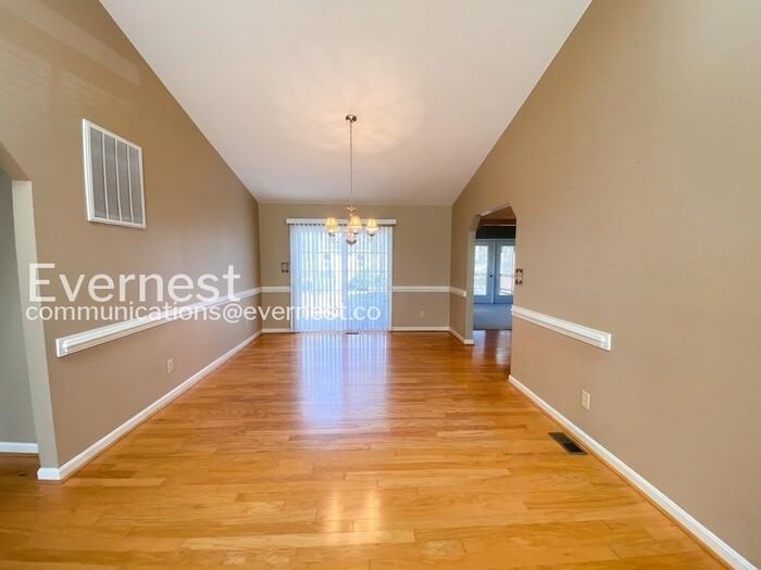 103 Winchester Ln - Photo 6 of 30