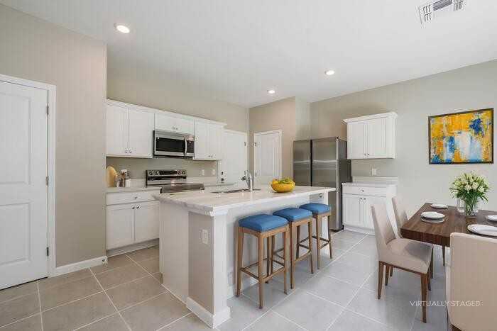 2700 Island Walk Dr - Photo 3 of 10