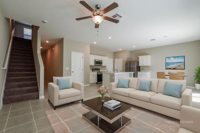 2700 Island Walk Dr - Photo 4 of 10