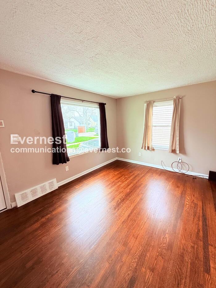 8861 Asbury Park - Photo 6 of 28