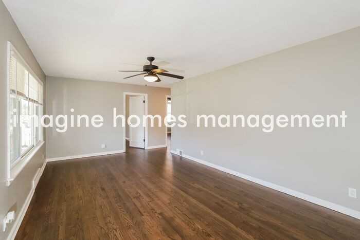 5701 N Amoret Ave - Photo 4 of 15