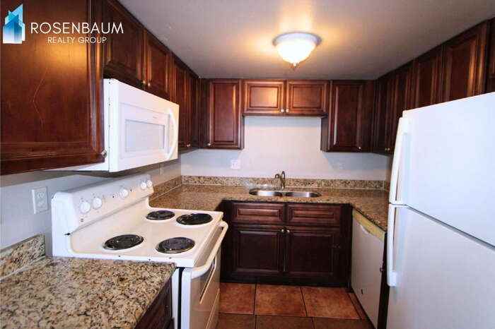 1716 E 6th Ave #1716 - Photo 3 of 7