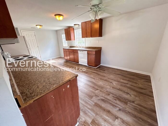 9716 Colby Ter - Photo 2 of 16