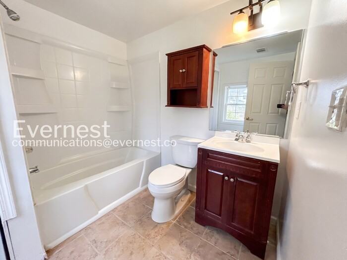 9716 Colby Ter - Photo 6 of 16