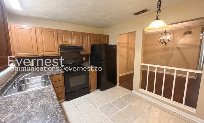 3575 Oakvale Rd #402 - Photo 7 of 28