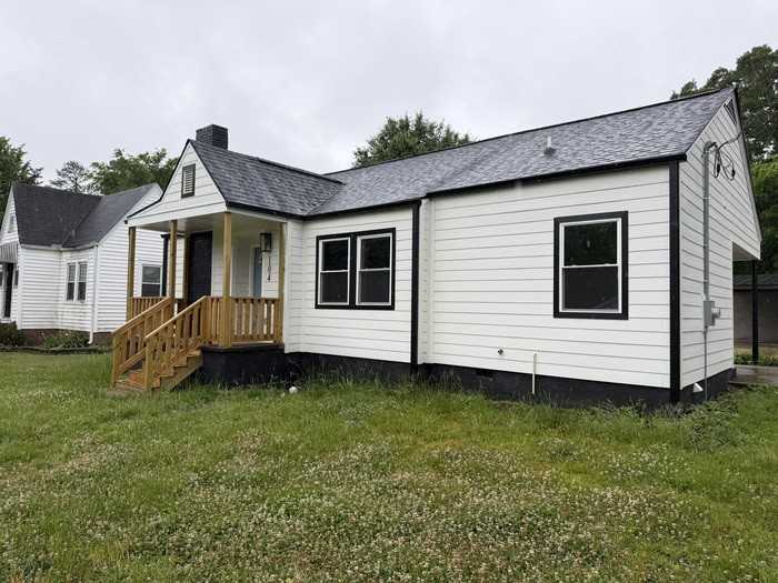 104 Howard St - Photo 2 of 14