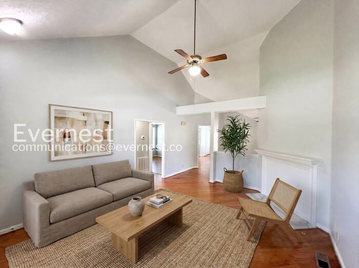 1540 Stone Hill Rd - Photo 4 of 30
