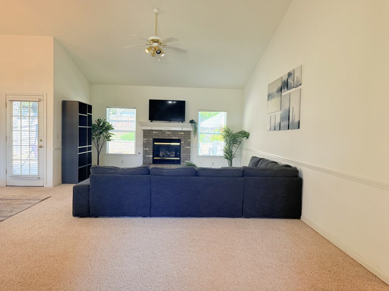2928 E Christopher Dr #NA - Photo 4 of 30