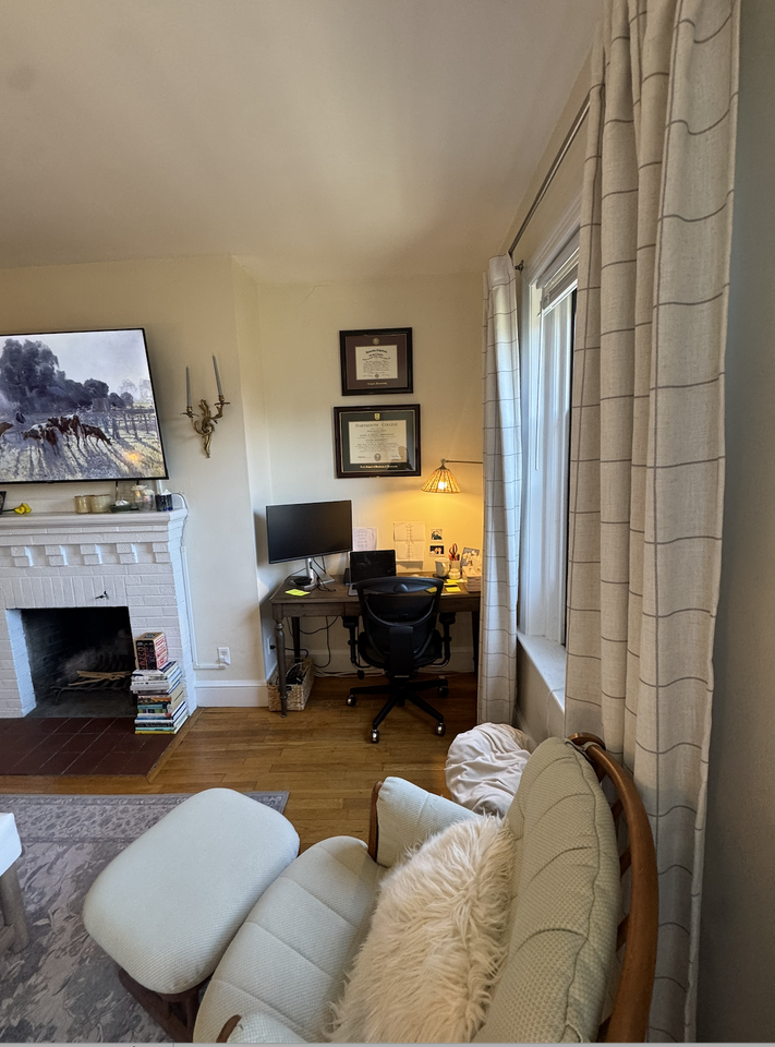 456 Beacon St #9 - Photo 4 of 9