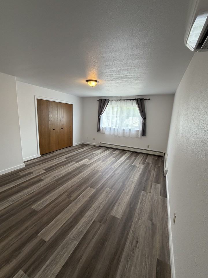 704 M Ave #2 - Photo 6 of 12