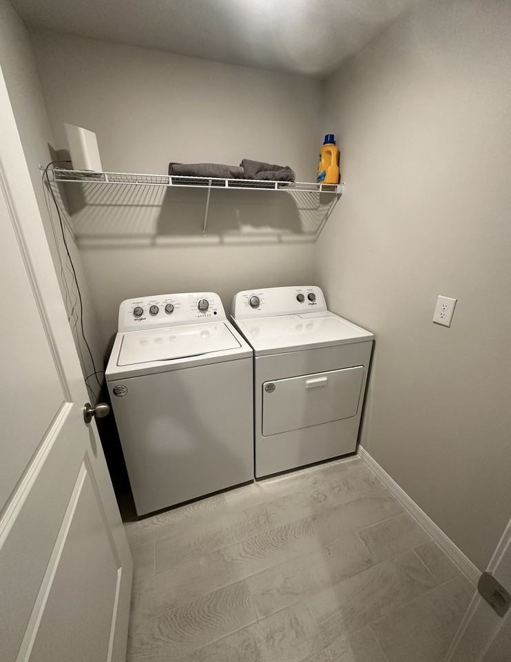 3619 Ne 12th Ave #NA - Photo 6 of 9