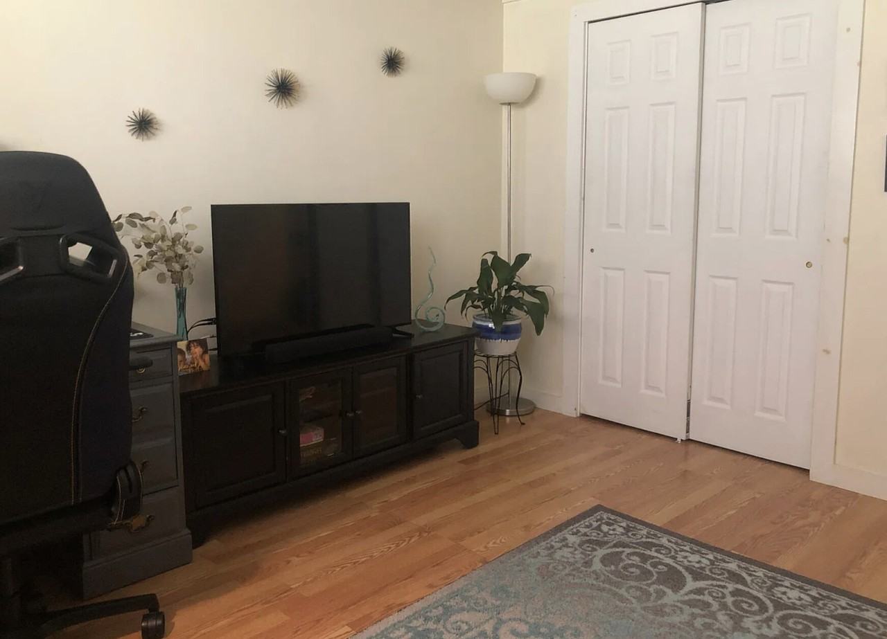 461 Washington St #104 - Photo 6 of 11