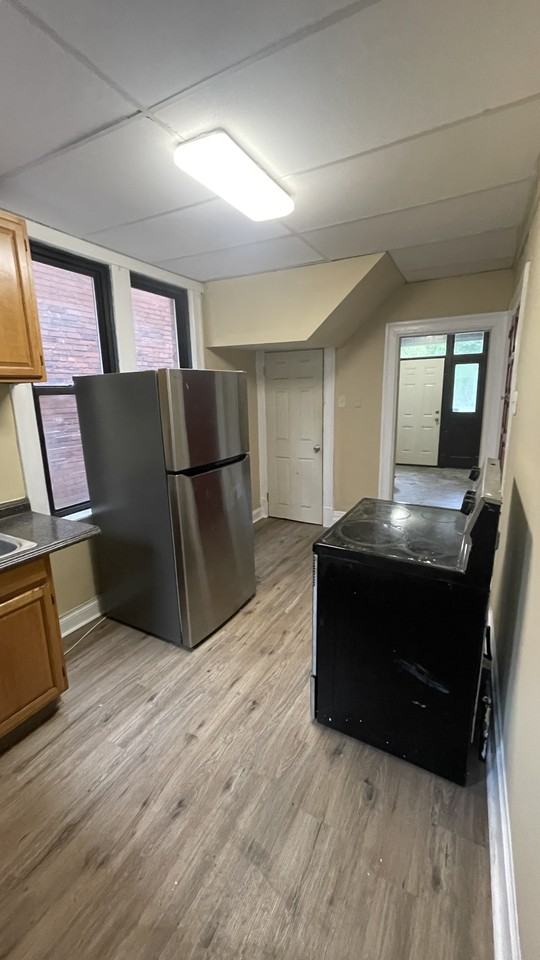 1250 Blackadore Ave #NA - Photo 6 of 20