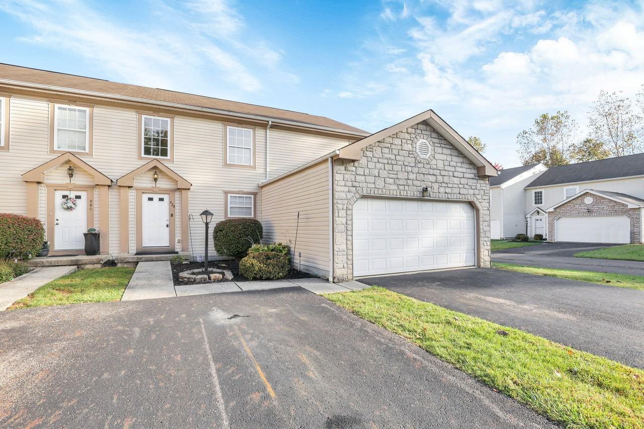 920 Sara Ct #920 - Photo 2 of 45