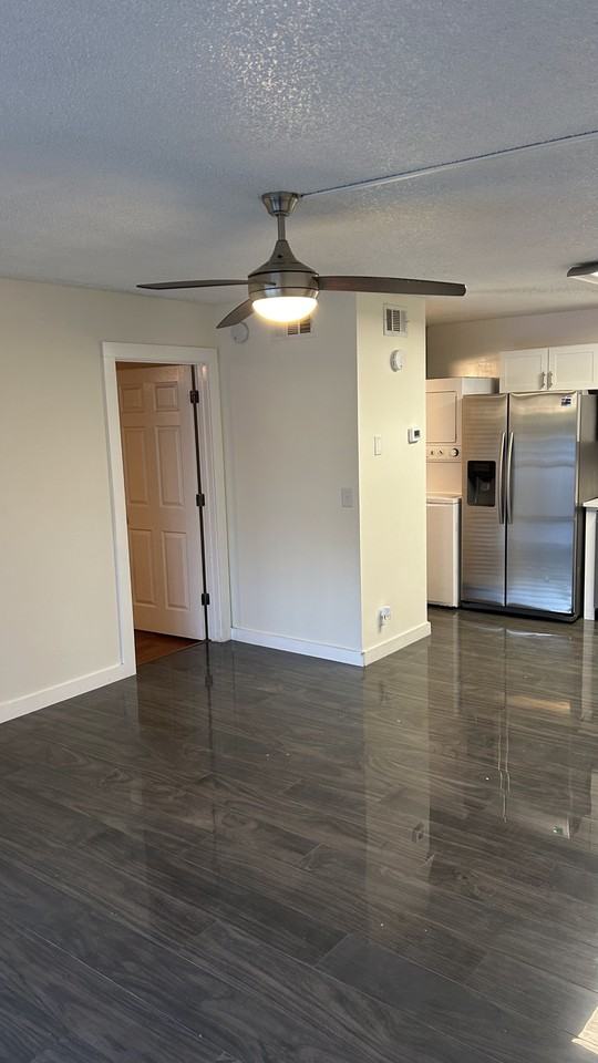 1113 Green Pine Blvd #E1 - Photo 5 of 15