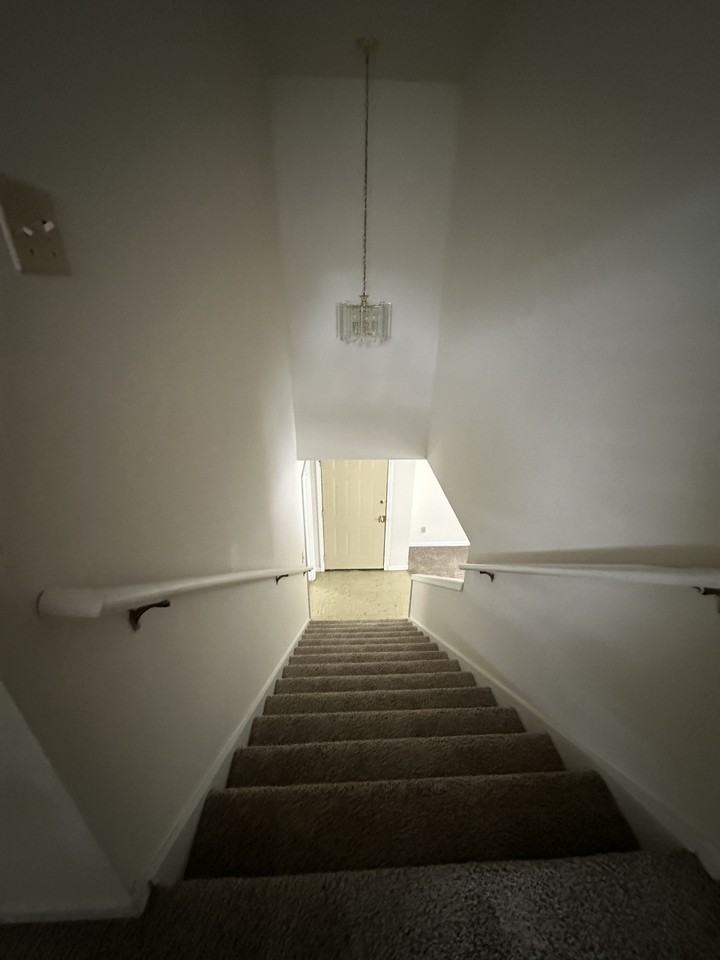 1111 S Park Ave #NA - Photo 4 of 19