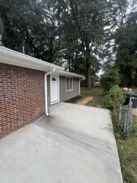 679 Winchester Ln #NA - Photo 2 of 7