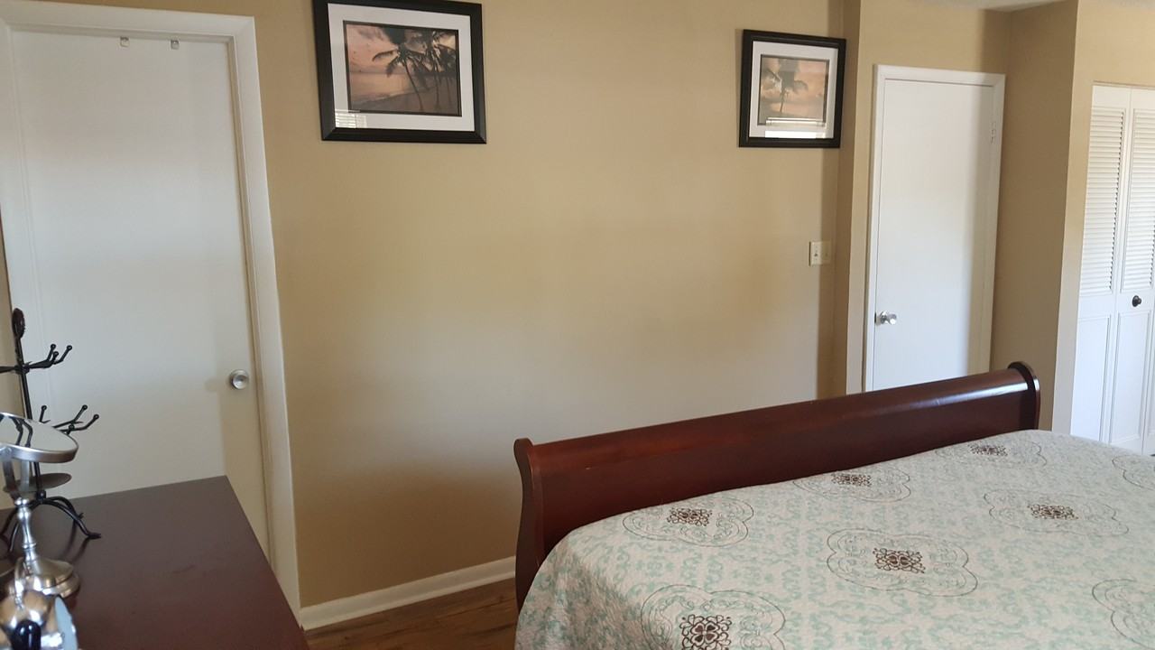 2916 Rollins St #NA - Photo 3 of 18
