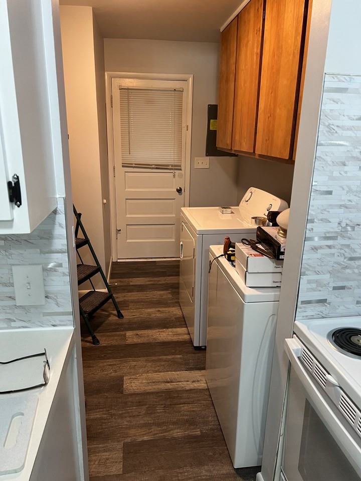 630 Gill St #NA - Photo 6 of 10