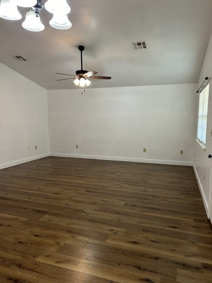 418 S Water St #NA - Photo 3 of 18