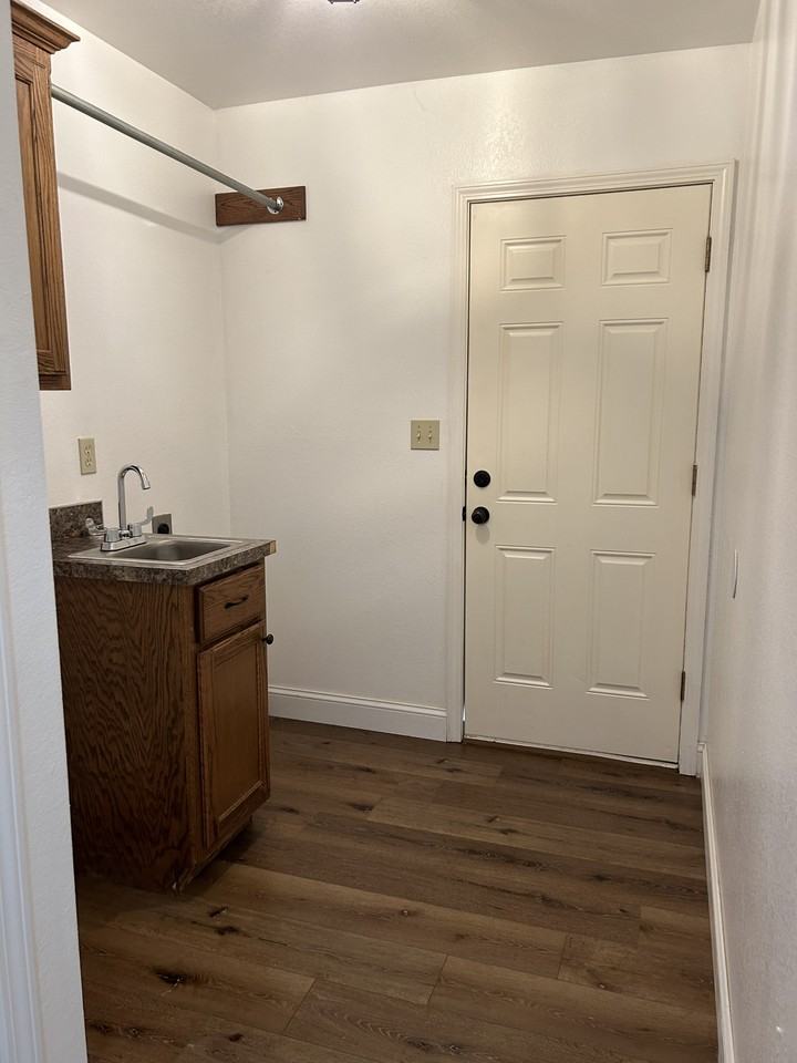 418 S Water St #NA - Photo 5 of 18
