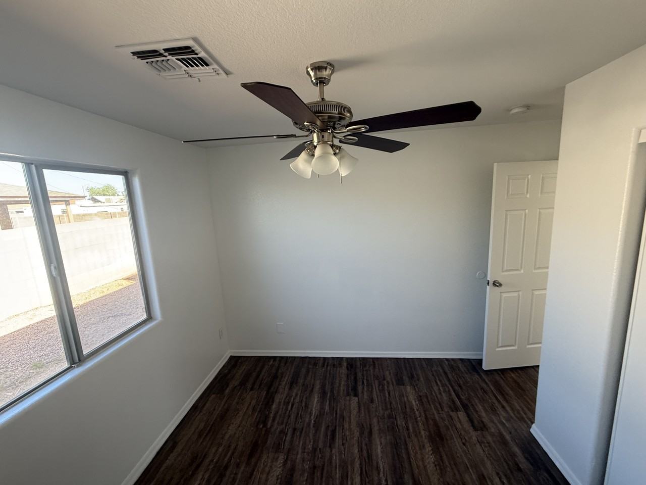 3310 W Jackson St #2 - Photo 5 of 7