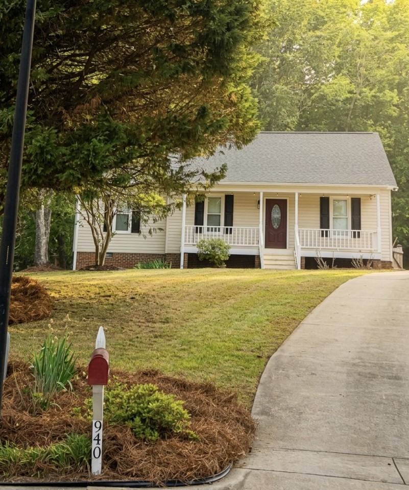 940 Skylar Ct #NA - Photo 2 of 25