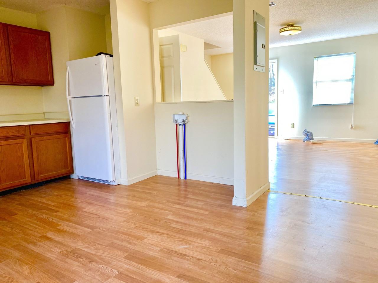 139 Rowe Ln #2 - Photo 2 of 10