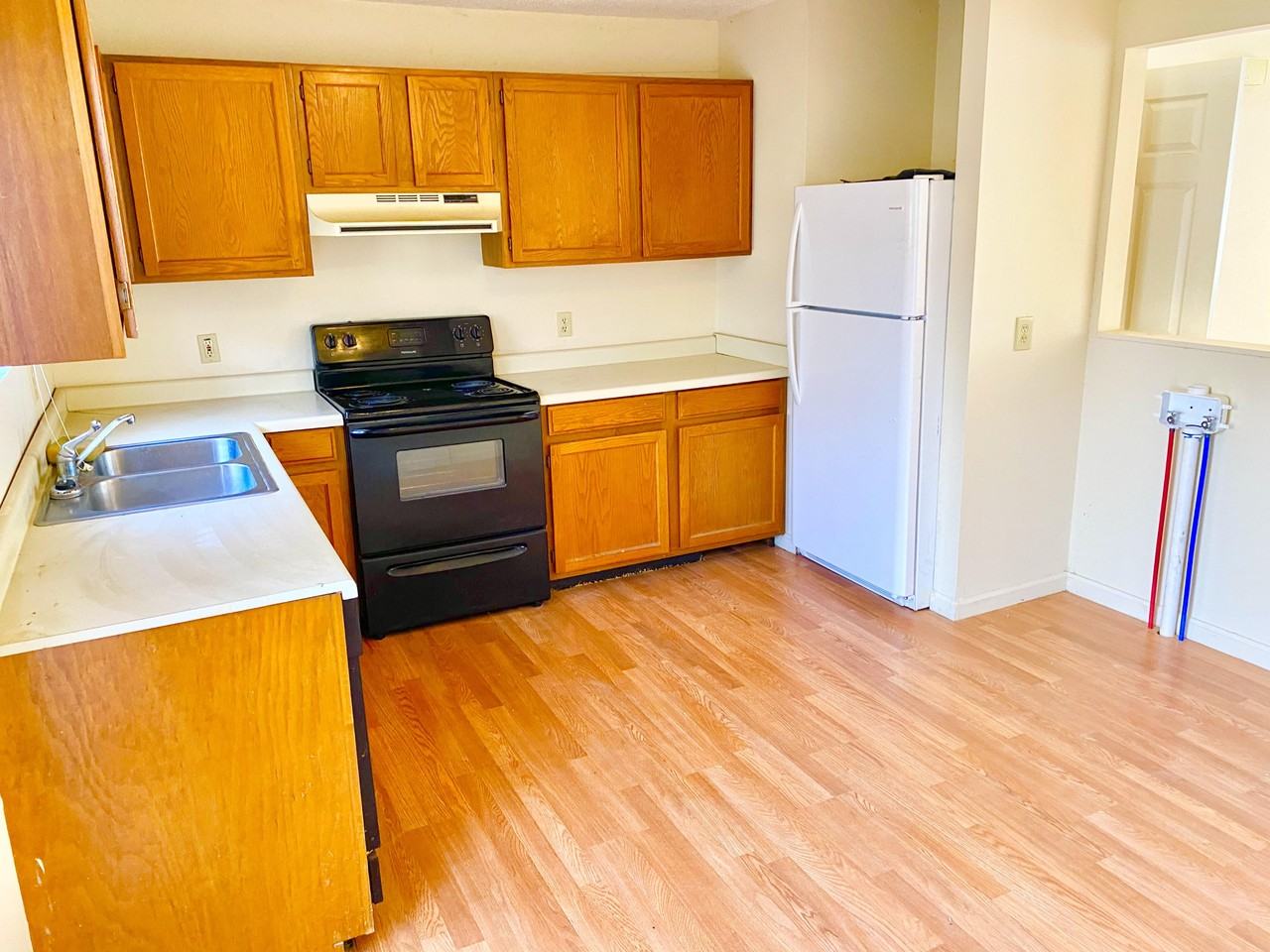 139 Rowe Ln #2 - Photo 7 of 9