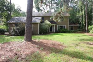 featured image of 214 Oakleaf Dr #NA