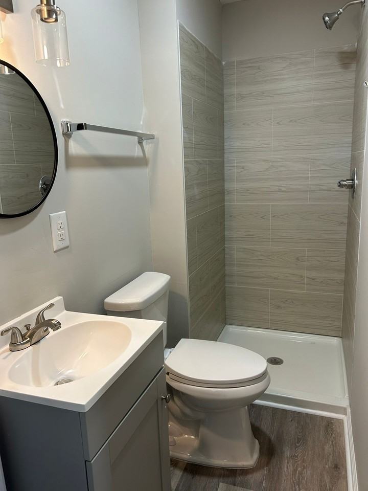 910 N Main St #A - Photo 7 of 13