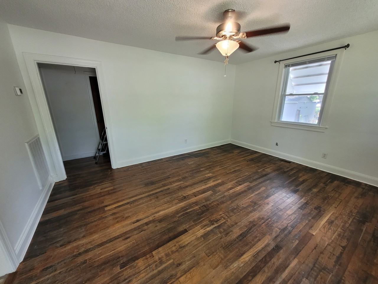 1507 Spence Ct #NA - Photo 4 of 11