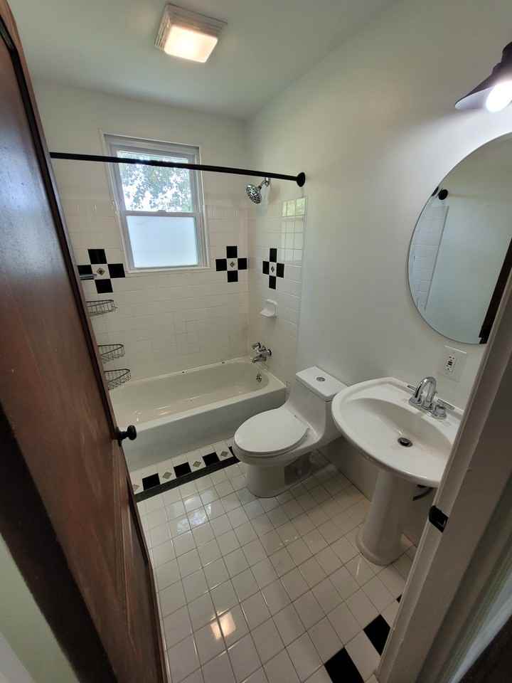 1507 Spence Ct #NA - Photo 6 of 11