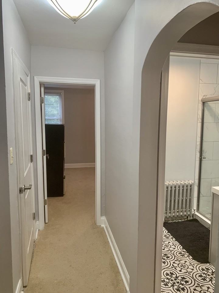 4026 7th St Ne #1 - Photo 5 of 6