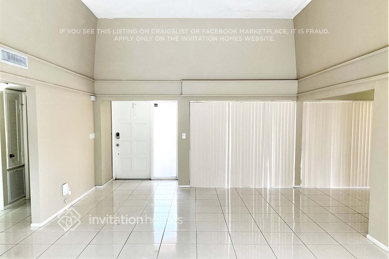 4903 Banyan Ln - Photo 2 of 9