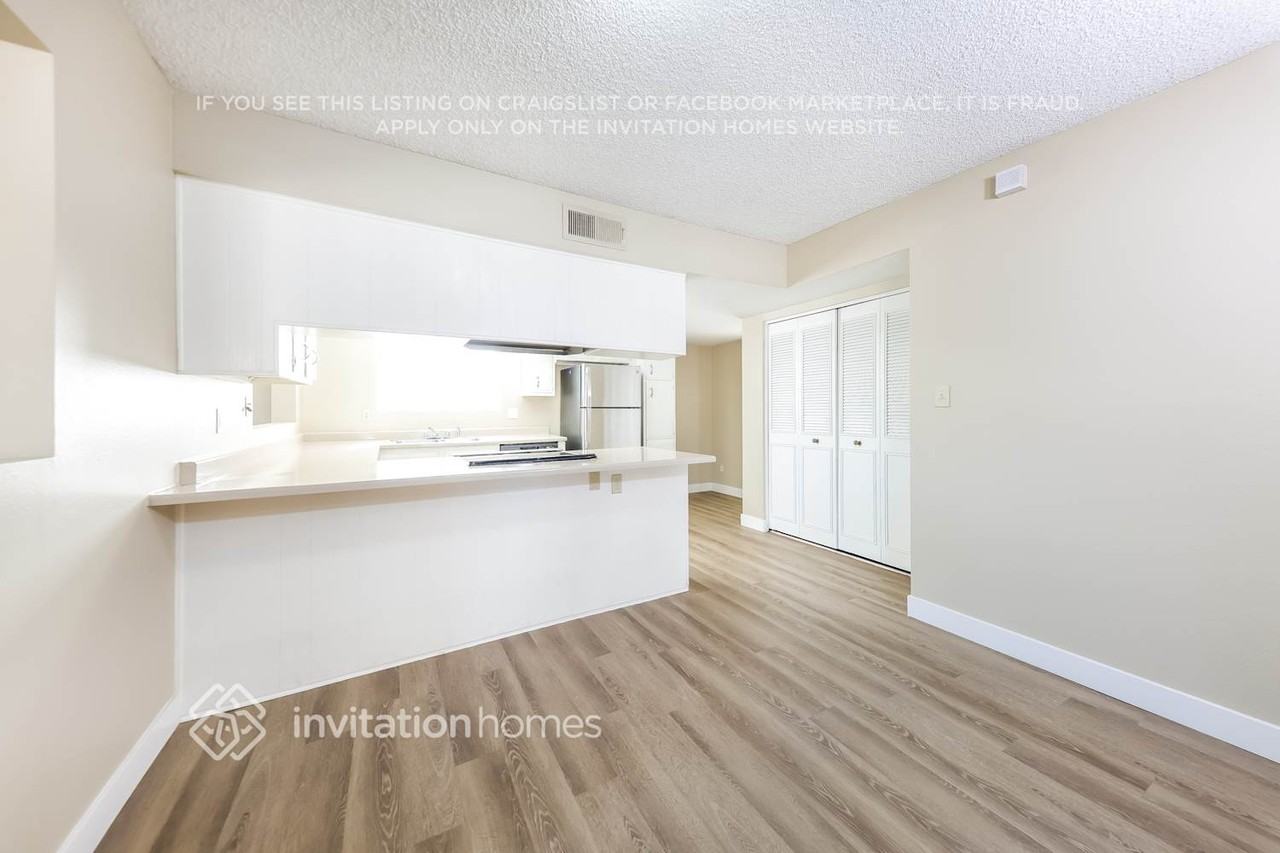 6110 W Tierra Buena Ln - Photo 5 of 17