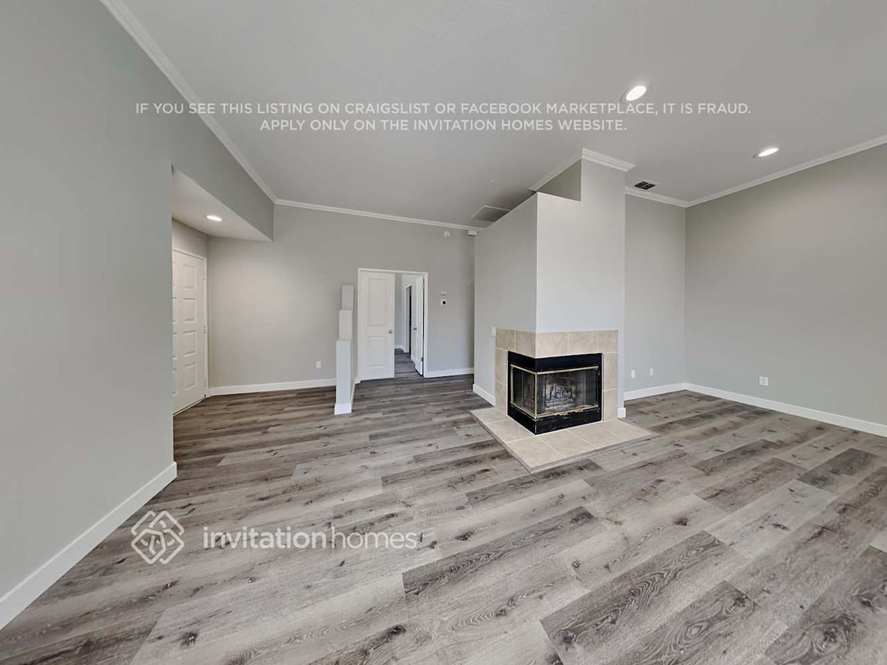 4345 Country Run Way - Photo 4 of 18
