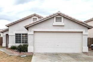 11013 W Augusta Ave - Photo 1 of 1