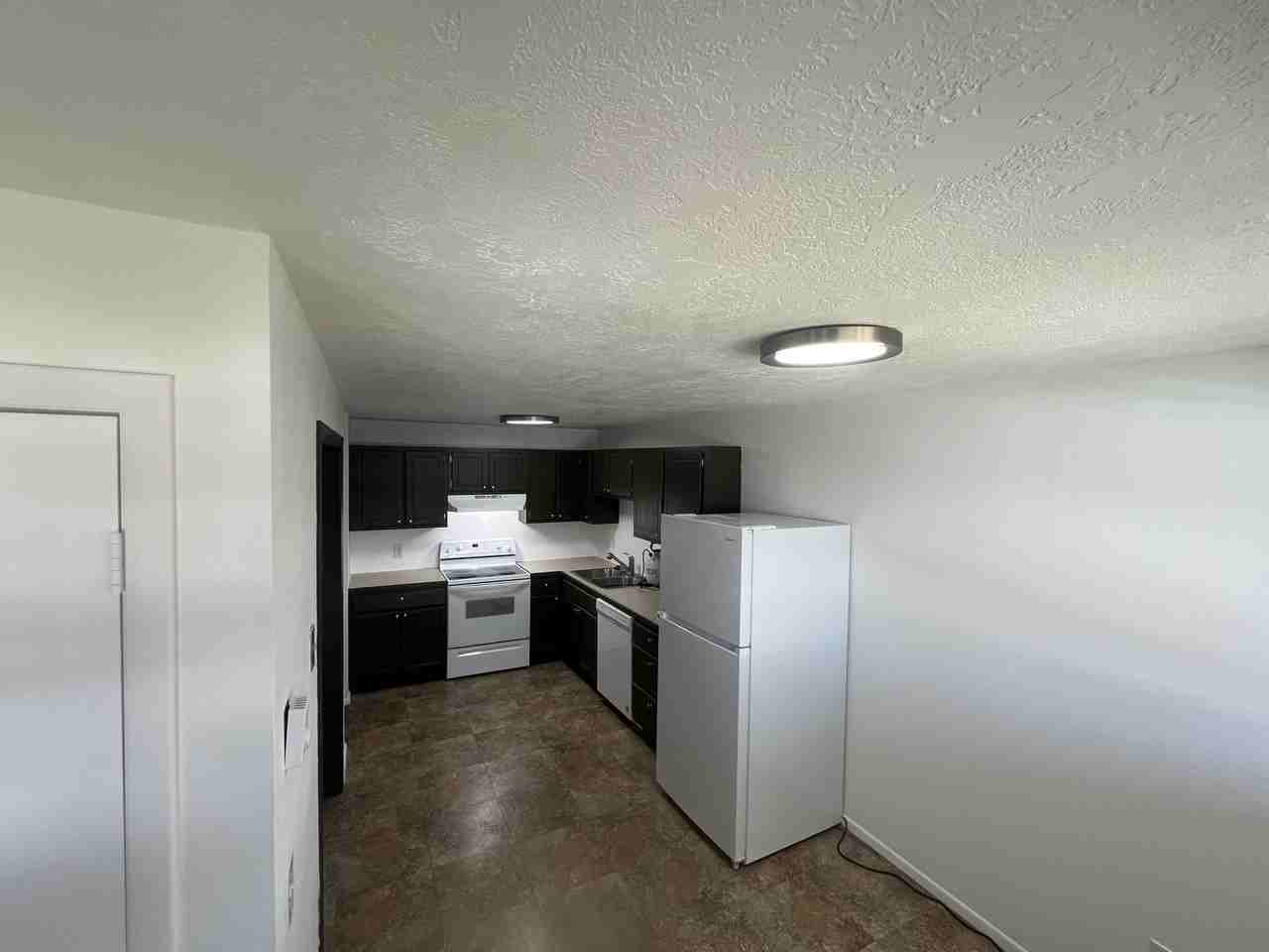 5197 Sw #A - Photo 2 of 10