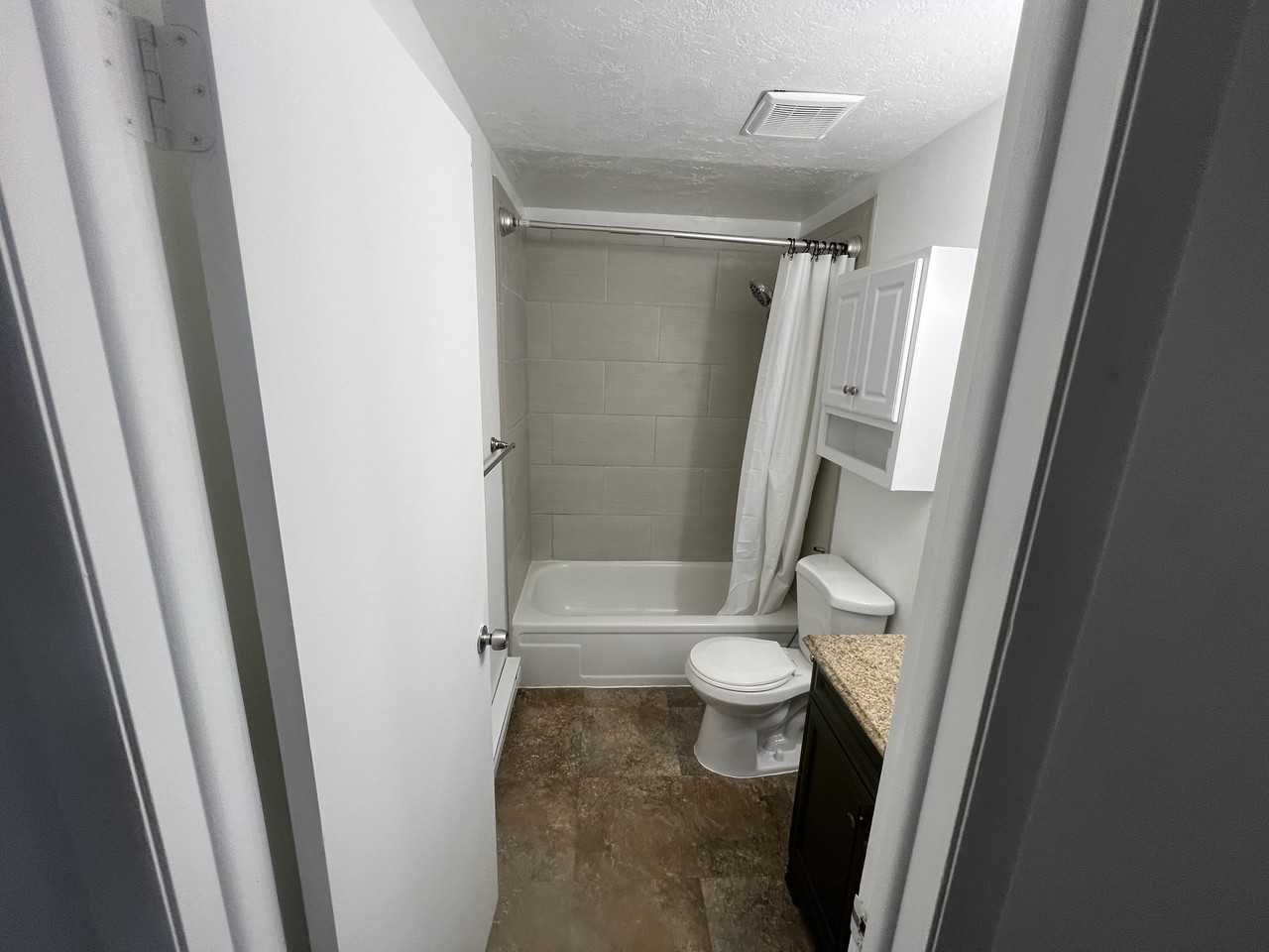 5197 Sw #A - Photo 5 of 10