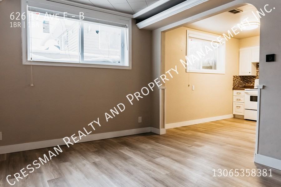 626 17 Ave E - Photo 4 of 7