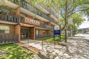 featured image of 285 Dundurn St S