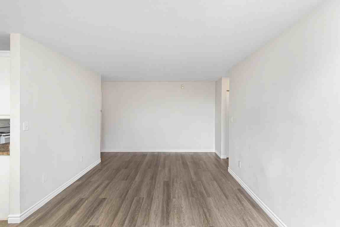 Dundurn Court Apartments - Photo 6 of 15