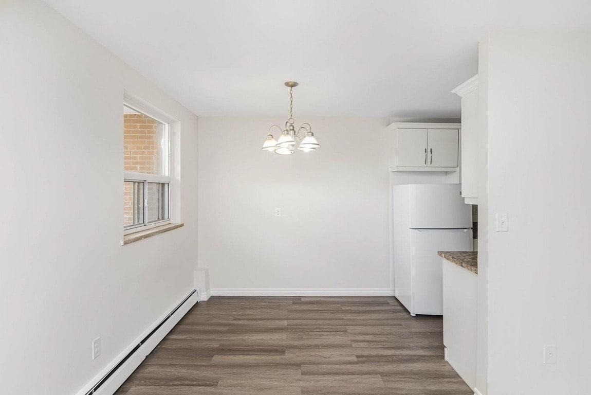 Dundurn Court Apartments - Photo 7 of 15