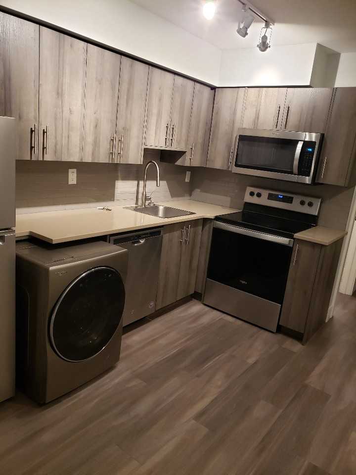 144 Renfrew Ave - Photo 5 of 8