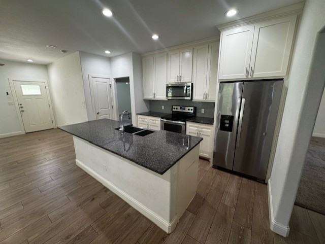 605 Martin Luther King St #1 - Photo 4 of 13