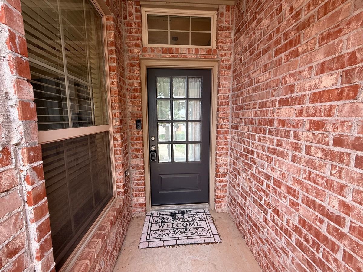 19132 Cottonwood Ct #1 - Photo 3 of 46