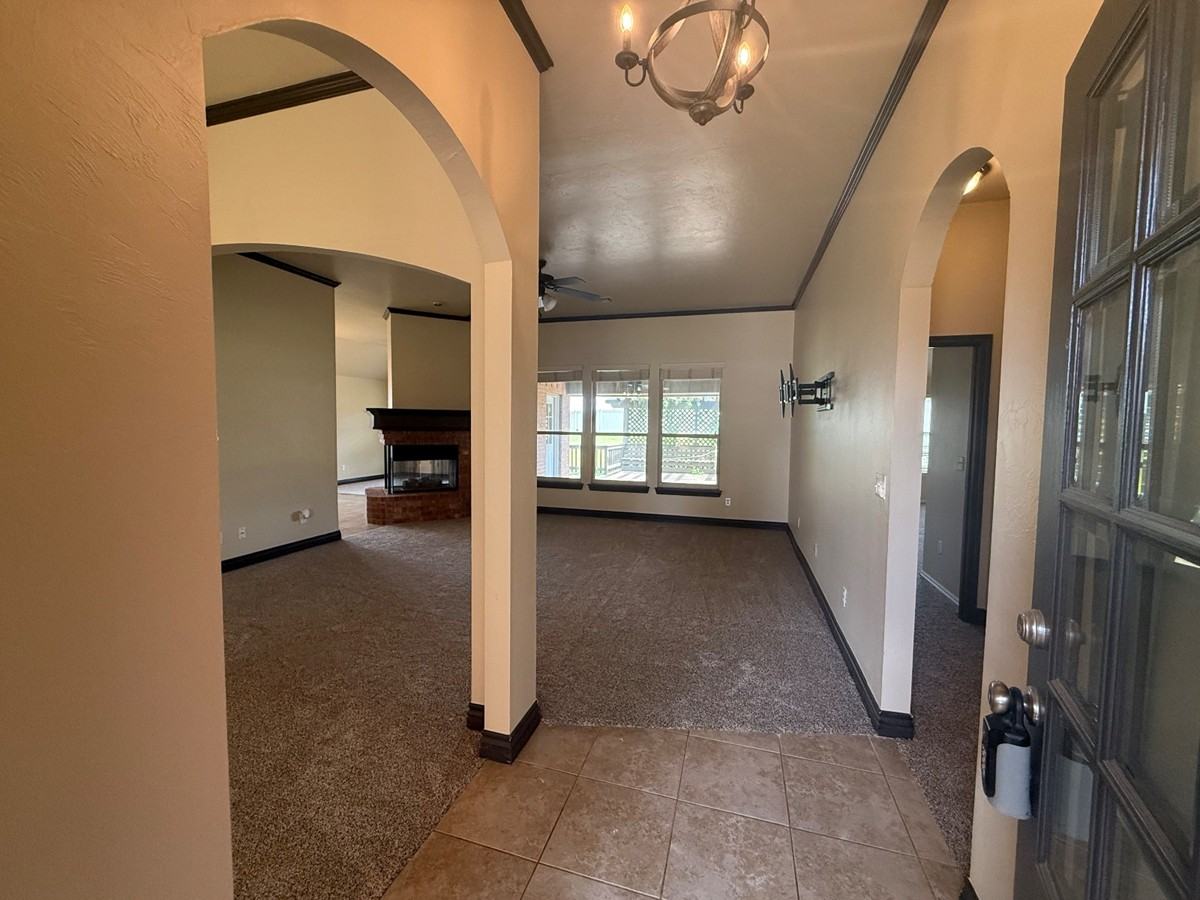 19132 Cottonwood Ct #1 - Photo 4 of 46